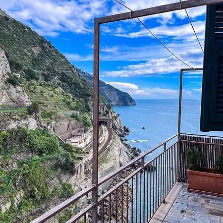 Luxury Seaview Apartments Manarola By Arbaspaa Exterior photo