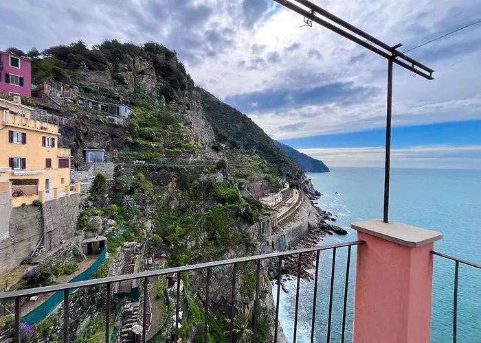 Luxury Seaview Apartments Manarola By Arbaspaa