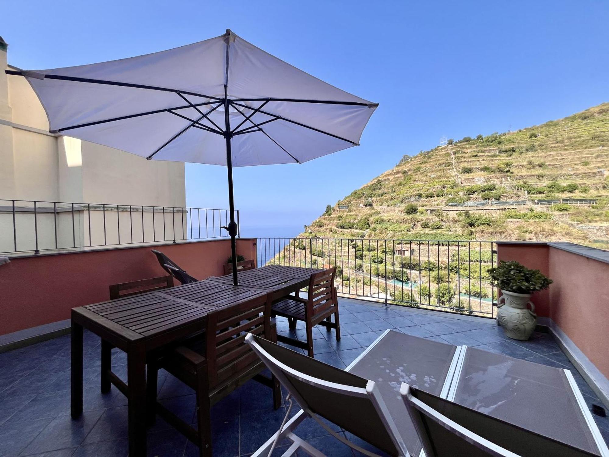 Luxury Seaview Apartment Manarola