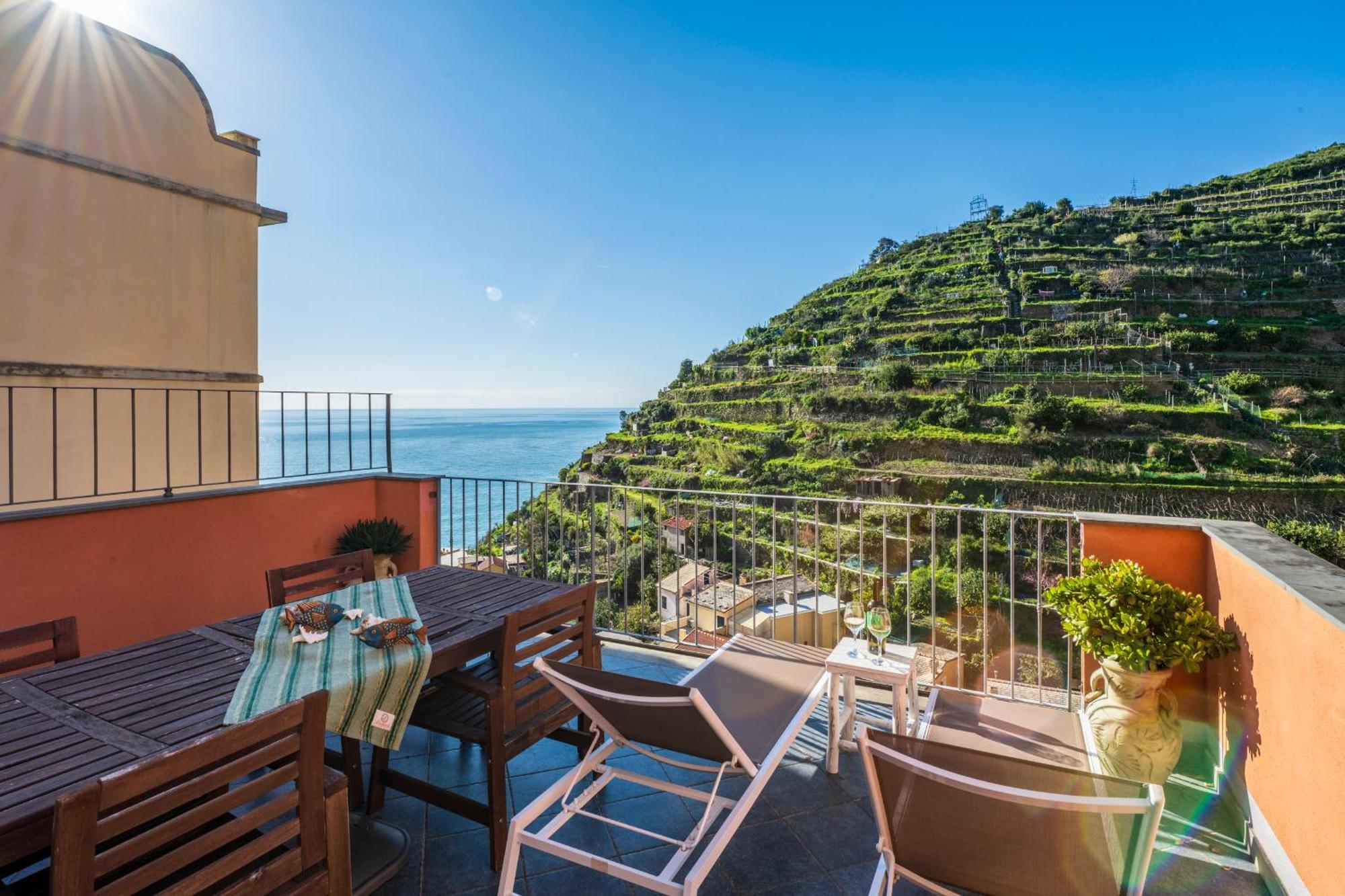 Luxury Seaview Apartment Manarola